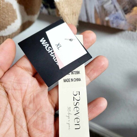 NEW  with Tag 52seven size XL color brown and white - Picture 5 of 11